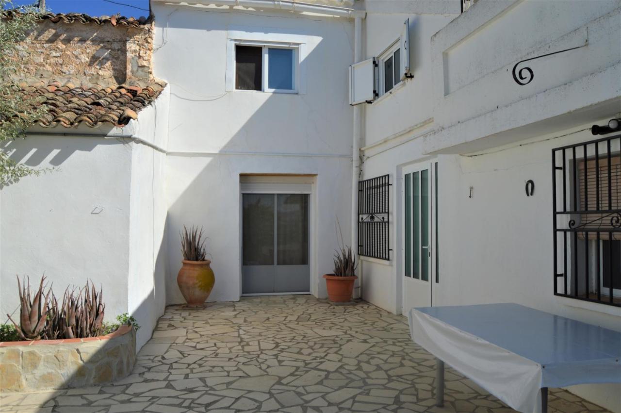 Casa Rural Consuelo Алкала дел Хукар Екстериор снимка