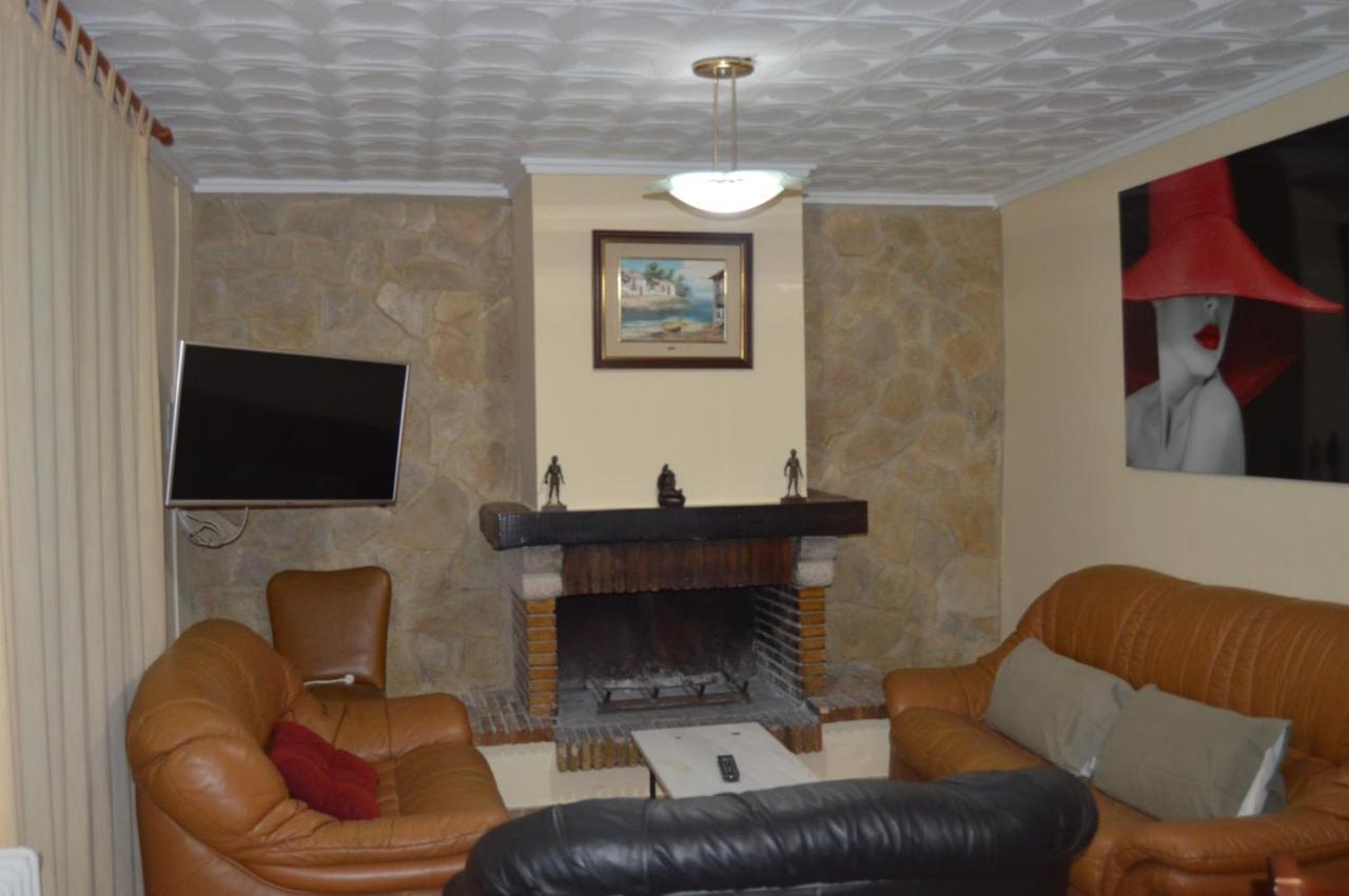 Casa Rural Consuelo Алкала дел Хукар Екстериор снимка