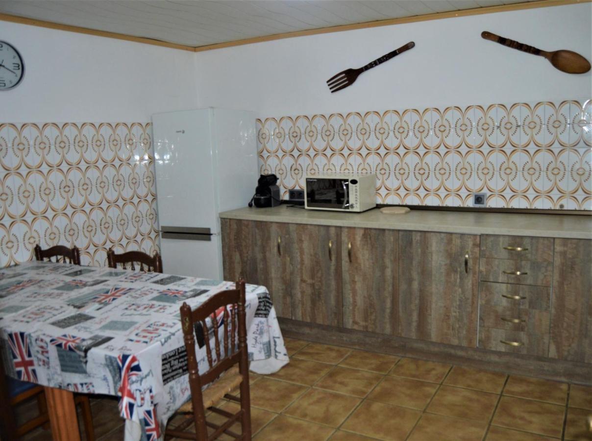 Casa Rural Consuelo Алкала дел Хукар Екстериор снимка